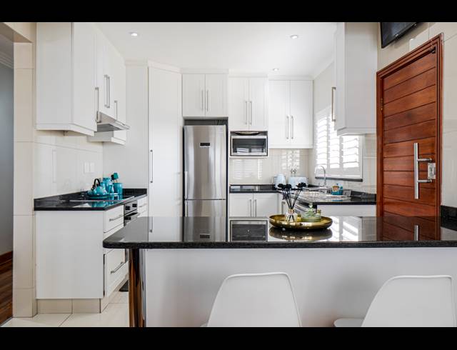 3 BEDROOM HOUSE FOR SALE IN BLUFF